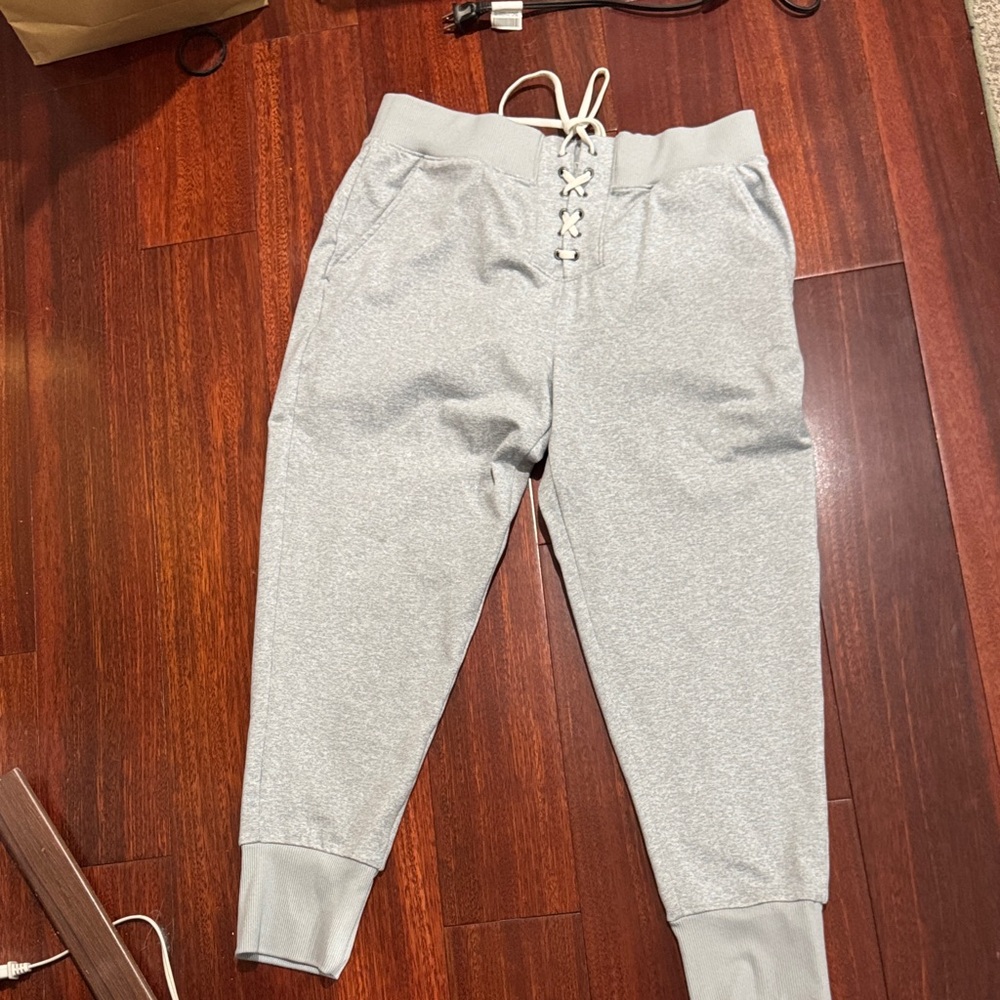 Cute cropped joggers